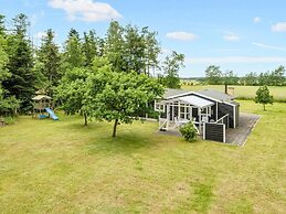 6 Person Holiday Home in Kolind-by Traum