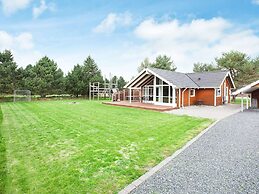 6 Person Holiday Home in Rodby