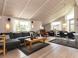 6 Person Holiday Home in Hadsund-by Traum