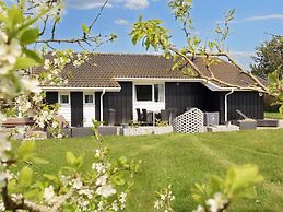 6 Person Holiday Home in Hadsund-by Traum