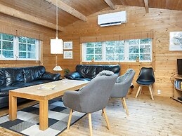 6 Person Holiday Home in Farvang-by Traum