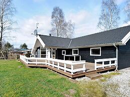 10 Person Holiday Home in Farvang-by Traum