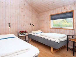 10 Person Holiday Home in Farvang-by Traum