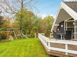 10 Person Holiday Home in Farvang-by Traum