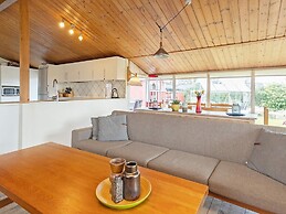 6 Person Holiday Home in Frederikshavn-by Traum