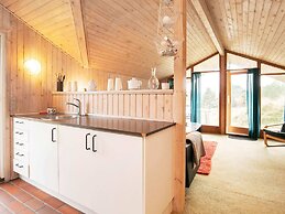 Spacious Retreat With Views - By Traum Ferienwohnungen