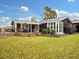 5 Person Holiday Home in Farvang-by Traum