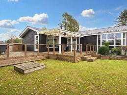 5 Person Holiday Home in Farvang-by Traum