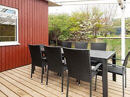 8 Person Holiday Home in Ebeltoft-by Traum