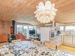 8 Person Holiday Home in Hesselager-by Traum
