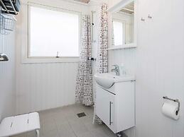 6 Person Holiday Home in Allingabro-by Traum