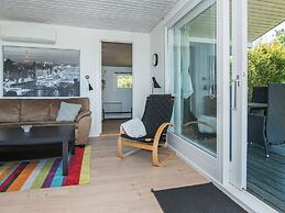 6 Person Holiday Home in Allingabro-by Traum