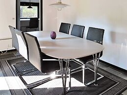 Classic Holiday Home in Hals near Sea