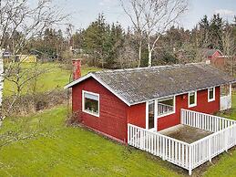 Cozy Holiday Home in Storvorde near Sea