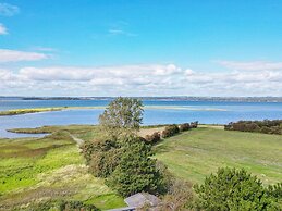 Secluded Retreat by Water - By Traum Ferienwohnungen