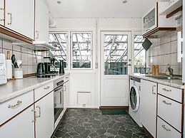 Secluded Retreat by Water - By Traum Ferienwohnungen