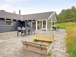 10 Person Holiday Home in Albaek