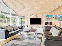 10 Person Holiday Home in Albaek-by Traum