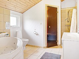 10 Person Holiday Home in Albaek-by Traum
