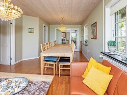 19 Person Holiday Home in Logstor-by Traum