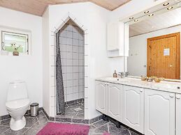 19 Person Holiday Home in Logstor-by Traum