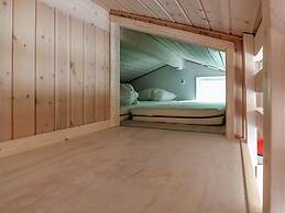 5 Star Holiday Home in Hals