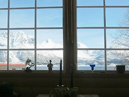 6 Person Holiday Home in Hamnvik