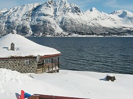 6 Person Holiday Home in Hamnvik