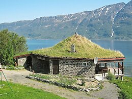 6 Person Holiday Home in Hamnvik