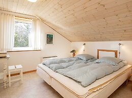 8 Person Holiday Home in Thyholm-by Traum