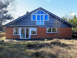 8 Person Holiday Home in Thyholm-by Traum