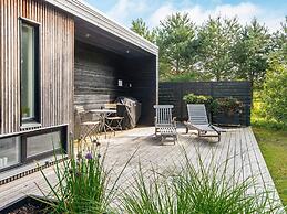 8 Person Holiday Home in Ebeltoft