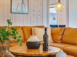 Spacious Holiday Home in Grenå near Sea