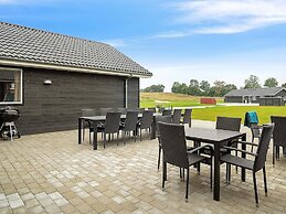 Spacious Holiday Home in Grenå near Sea