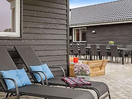 Spacious Holiday Home in Grenå near Sea