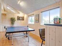 Spacious Holiday Home in Grenå near Sea