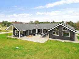 Spacious Holiday Home in Grenå near Sea