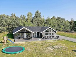 5 Star Holiday Home in Vejby