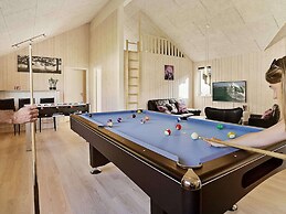 5 Star Holiday Home in Vejby