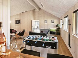 5 Star Holiday Home in Vejby
