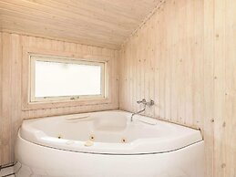 8 Person Holiday Home in Pandrup-by Traum