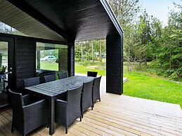 5 Star Holiday Home in Hals