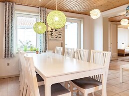 8 Person Holiday Home in Frostrup