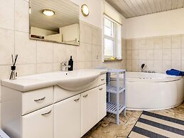 6 Person Holiday Home in Hals-by Traum