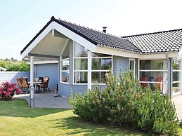 6 Person Holiday Home in Hals-by Traum