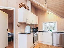 6 Person Holiday Home in Hojby-by Traum