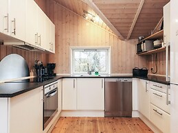 6 Person Holiday Home in Hojby-by Traum