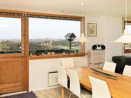 Cozy Holiday Home in Oksbøl near Beach