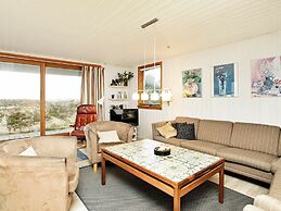 Cozy Holiday Home in Oksbøl near Beach