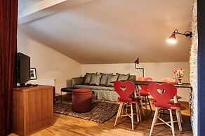 EVI APARTMENTS via we rent